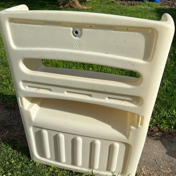 Step 2 toy box - Picture 4 of 12